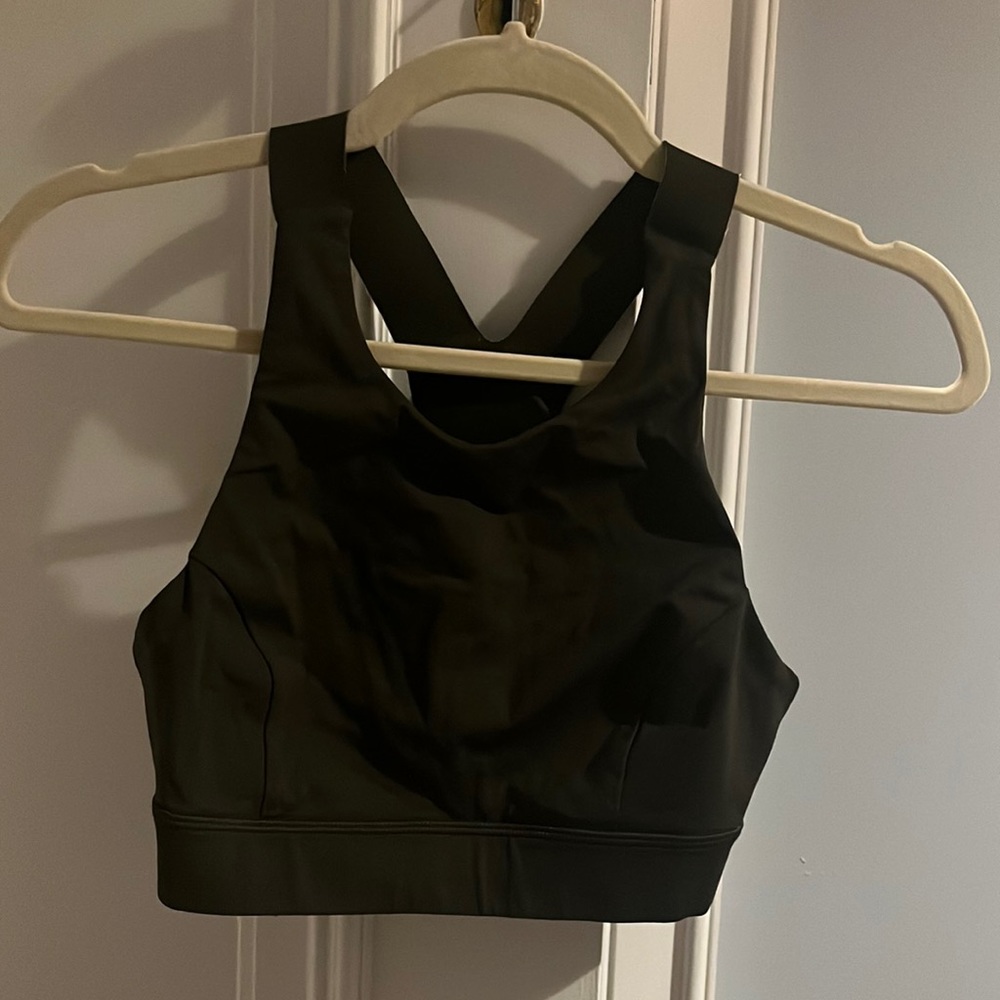 Lululemon bra like new!
